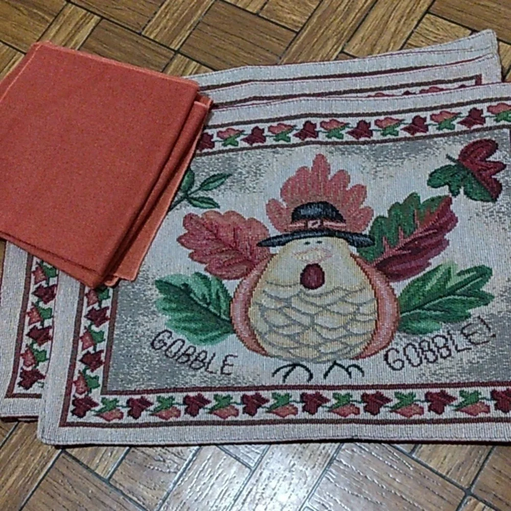 Set of 4 Fall placemats and 4 napkins